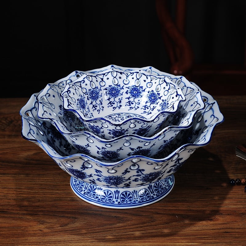 3 different sizes of hand painted round white and blue china set